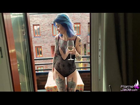 ❤️ Geweldige meisie suig met 'n gulp en fokken passievol onder die oop lug Fokvideo op af.tukifporno.ru